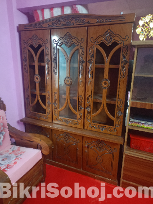 ওয়াল সুকেজ এবং বুক সেলফ